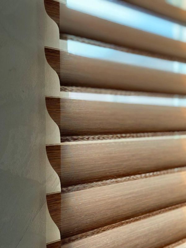 Рулонна штора Силуeт-3D день-ніч відкритого типу Лате