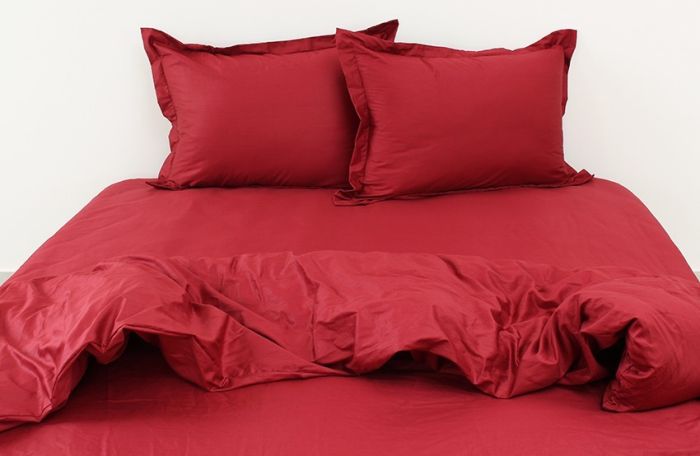 Комплект постільної білизни сімейний наволочки 50*70см Сатин Bordo
