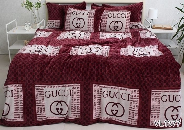 Комплект постільної білизни сімейний наволочки 50*70см велсофт (мікрофібра) VL1377