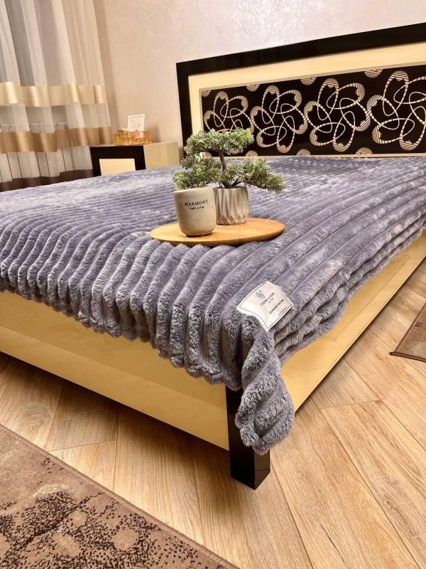 Плед Королівська смужка Шарпей Colorful Home DR-3